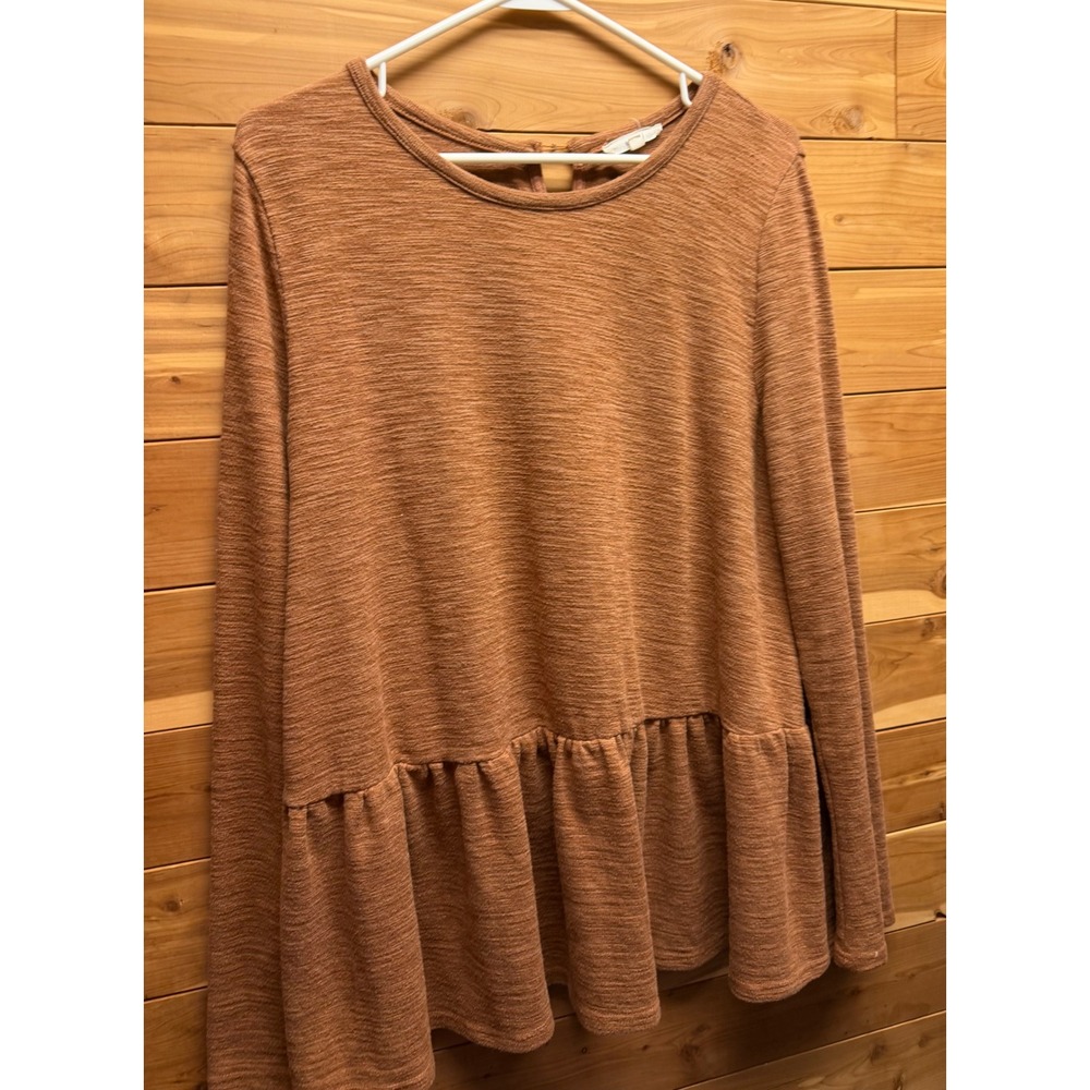 Easel Womens SMALL Rust Brown Textured Knit Peplum Babydoll Button Back Top